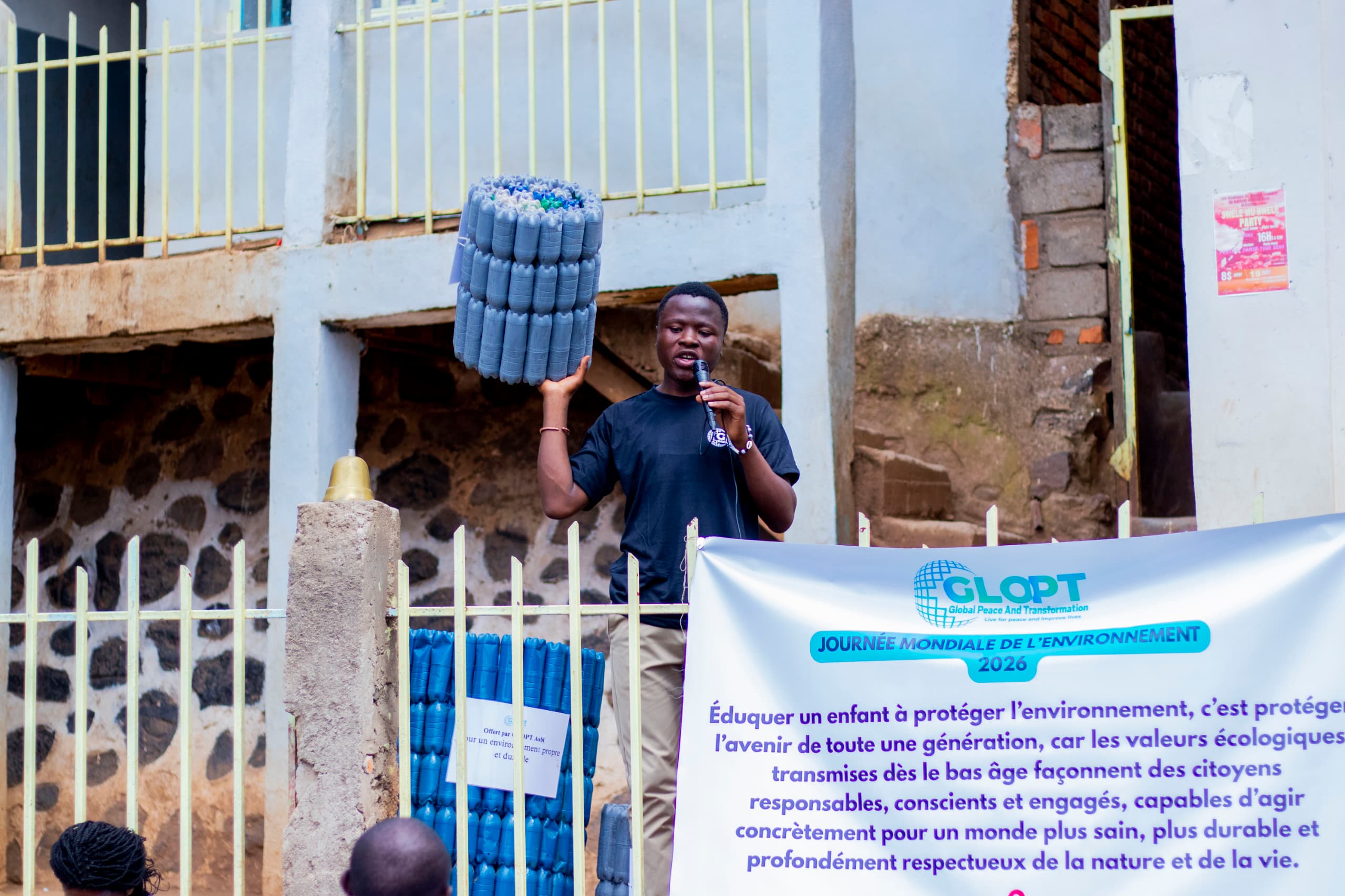 Sud‑Kivu : GLOPT sensibilise plus de 300 élèves à la gestion des déchets plastiques