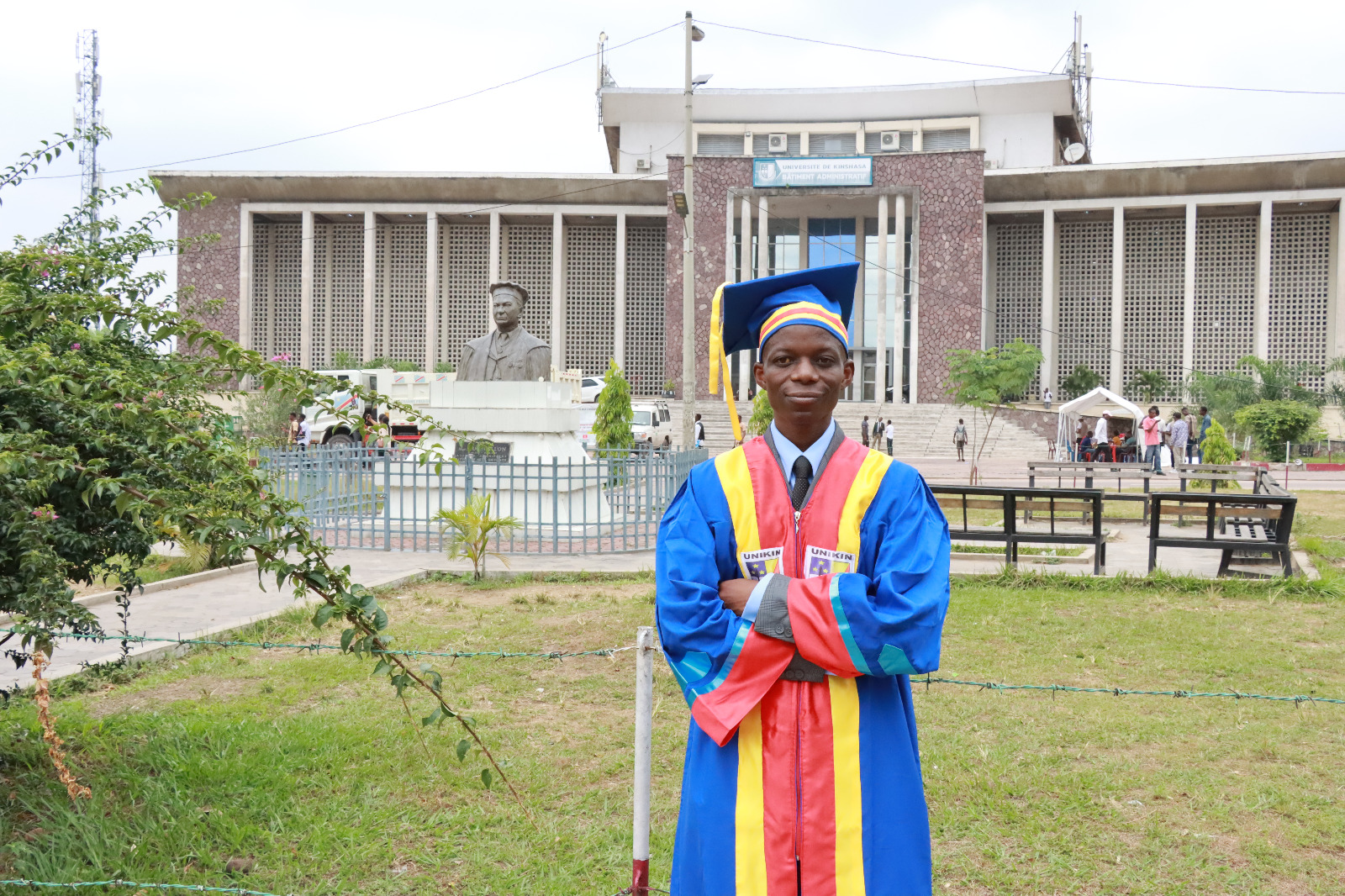 Obtention de Son  Diplome de Doctorat Avec Mention  « Plus Grande Distinction », Le Nouveau Docteur Ibrahim Ngila Kikuni Livre Son Secret